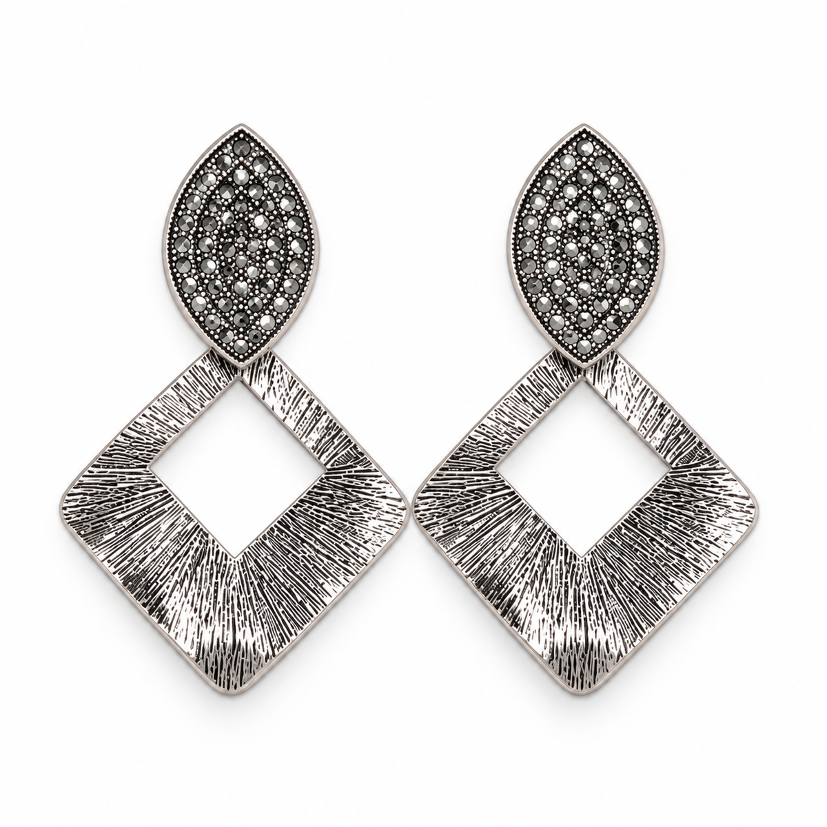 Misty Leaf- Metallic Dangler earrings