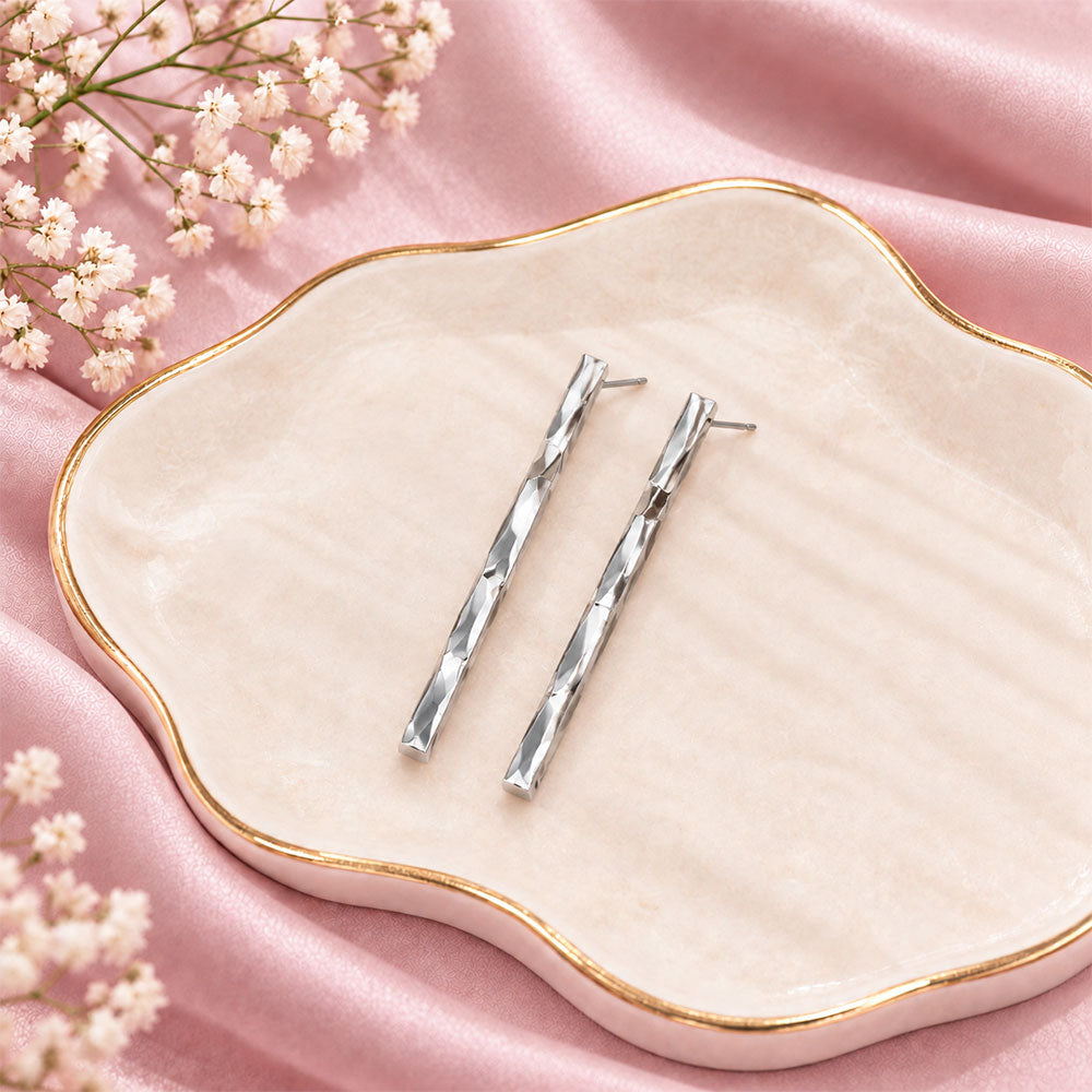 Spark Line- Minimal Long Dangler Earrings
