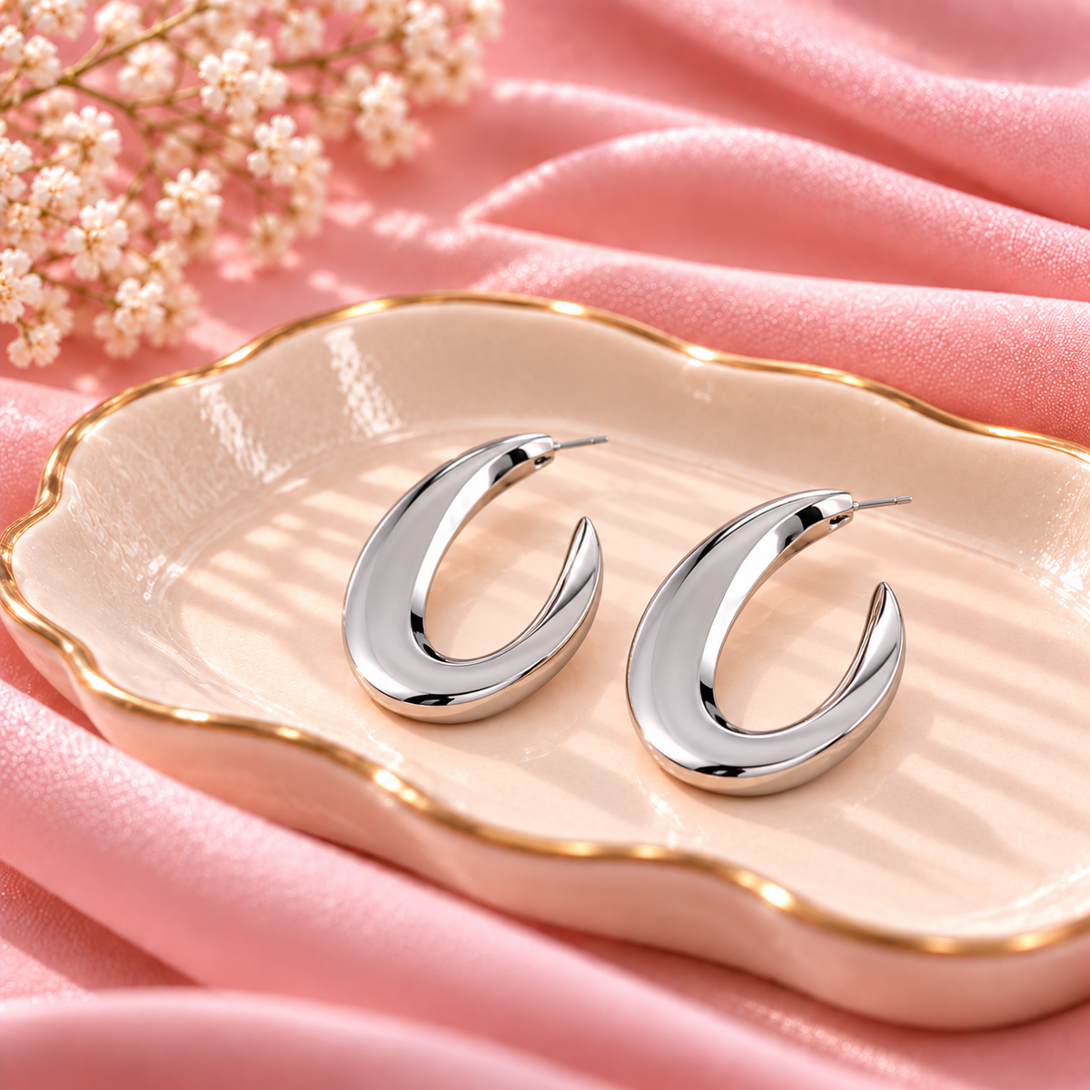 Shore Light- Silver hoop earrings