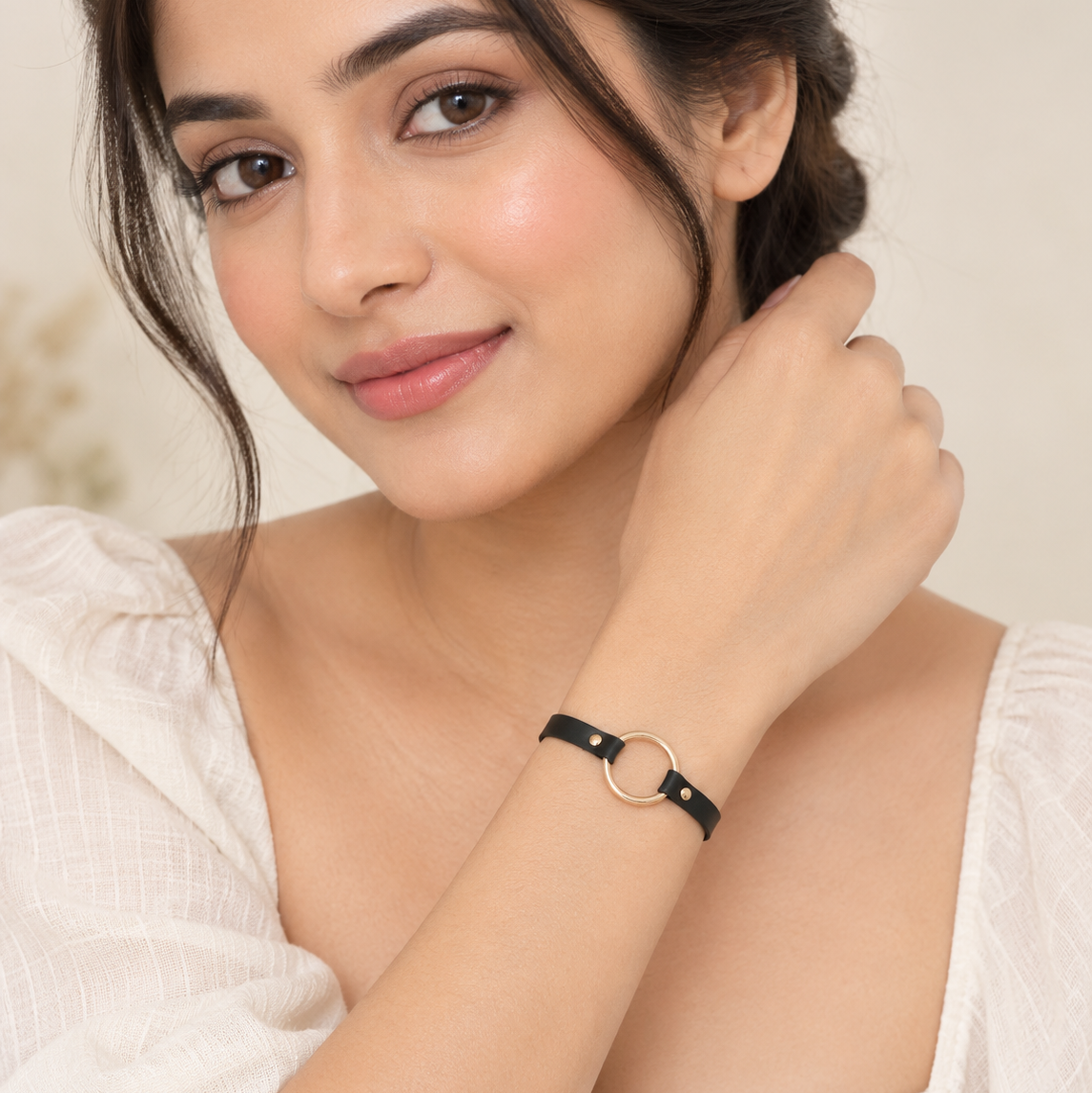 Rust Loop- Statement Leather bracelet