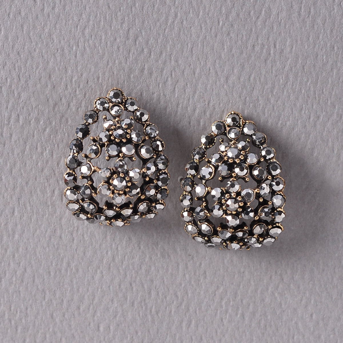 Aurora Gleam- Stone studded Teardrop Stud Earrings
