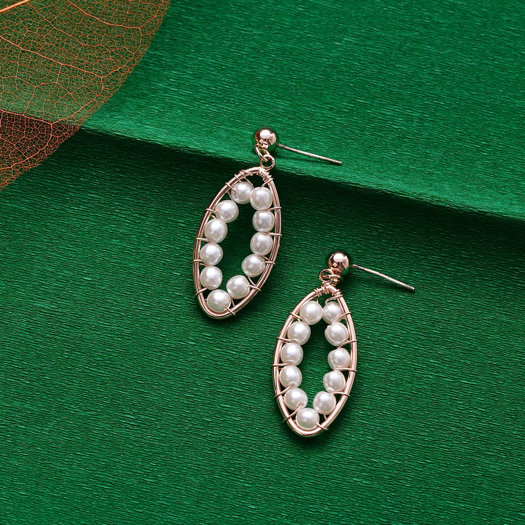 Golden Weave- Golden framed pearly dangler earrings