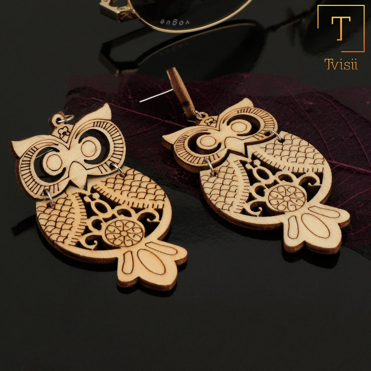 Awesome owl- Owl shpaed dangler earrings