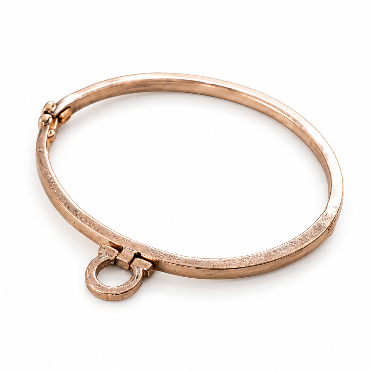 Lustre Loop- Goldn sleek Bracelet